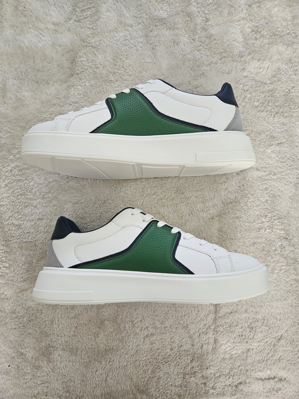 NWT Roberto Cavalli Metal Logo Low Top Sneaker Men Size 10 Green White Luxury - Picture 9 of 12